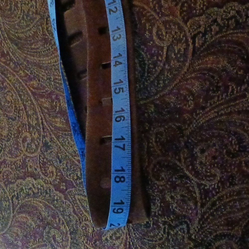 Gorgeous Leather Belt - Picture 5 of 7